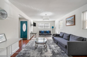 Cozy 3BR Retreat with Parking and Private Yard